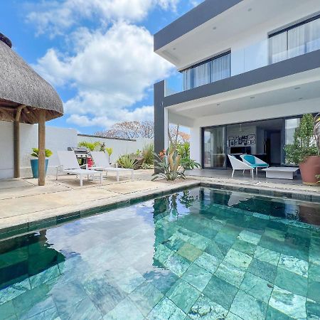 Residence Celestial - Premium 3 Bedrooms Villa With Volcanic Stone Pool Гранд-Бэй Экстерьер фото