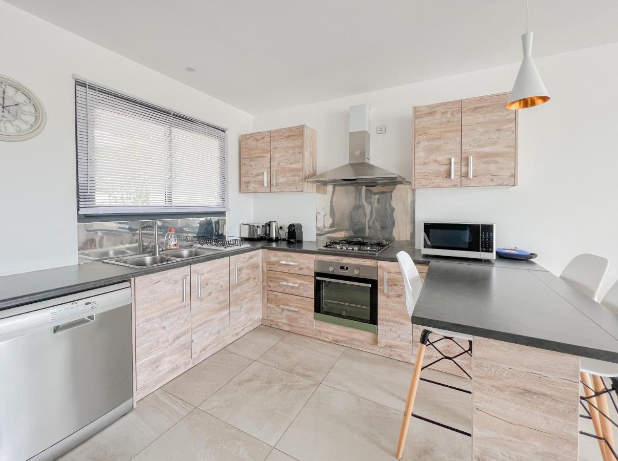 Residence Celestial - Premium 3 Bedrooms Villa With Volcanic Stone Pool Гранд-Бэй Экстерьер фото
