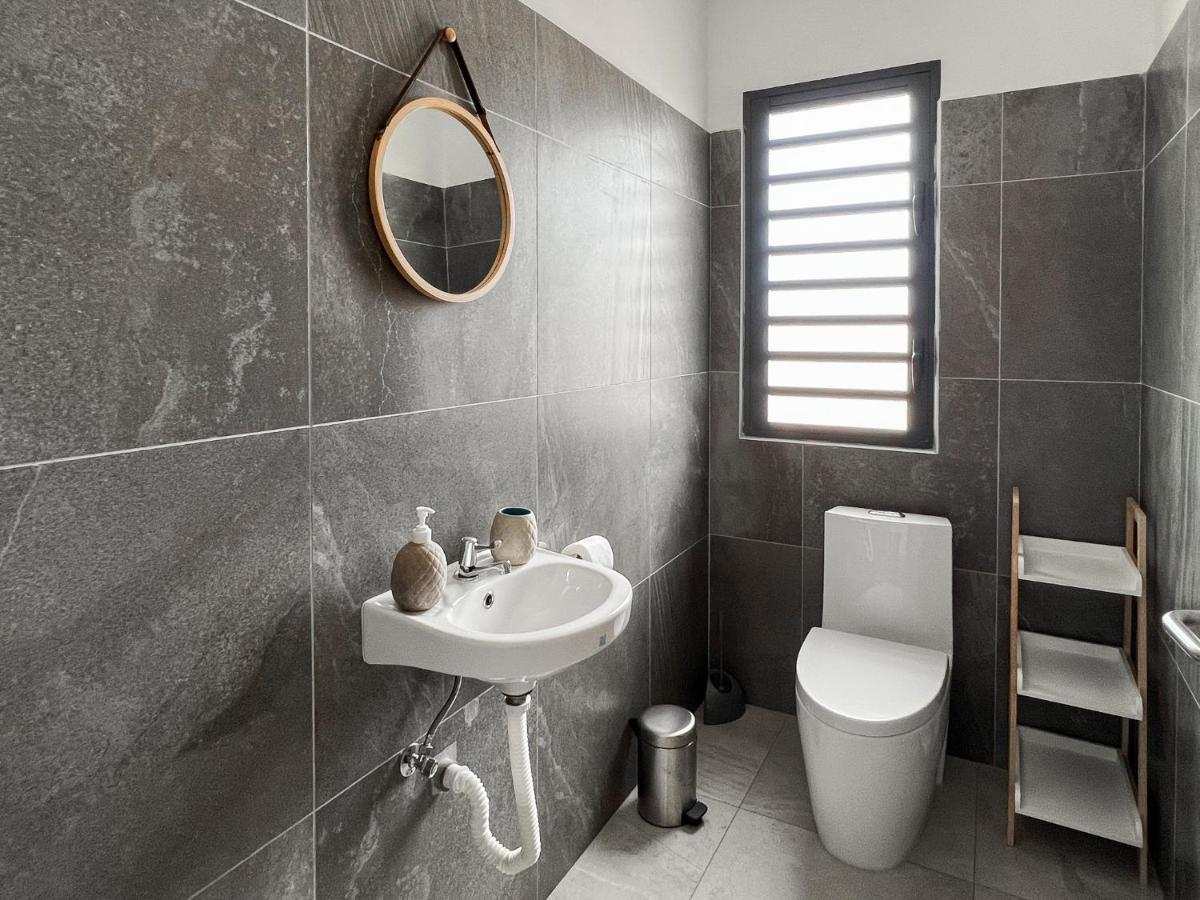 Residence Celestial - Premium 3 Bedrooms Villa With Volcanic Stone Pool Гранд-Бэй Экстерьер фото