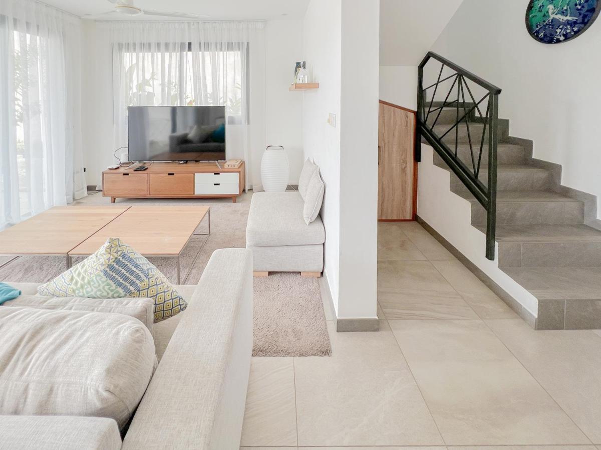 Residence Celestial - Premium 3 Bedrooms Villa With Volcanic Stone Pool Гранд-Бэй Экстерьер фото